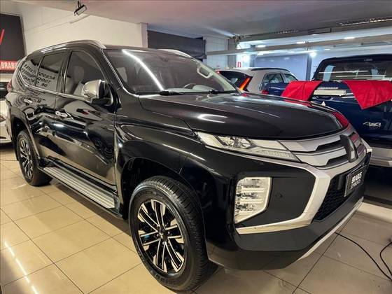 MITSUBISHI PAJERO SPORT 2.4 16V MIVEC TURBO DIESEL HPE-S AWD AUTOMÁTICO